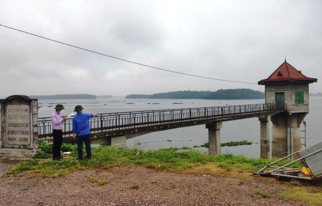 Hà Nội: Nỗi lo an toàn hồ đập trước mùa mưa lũ - Ảnh 2