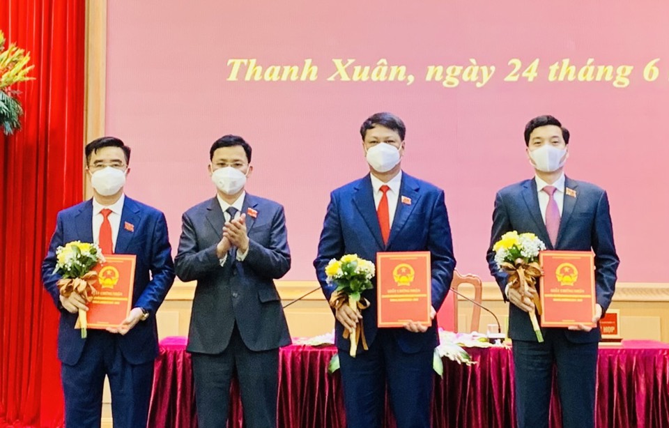 Ông Nguyễn Việt Hà giữ chức Chủ tịch HĐND quận Thanh Xuân khóa VI - Ảnh 1