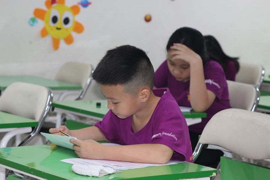 Hà Nội: Học sinh và phụ huynh hân hoan khi nghe tin sắp được đến trường trở lại - Ảnh 2