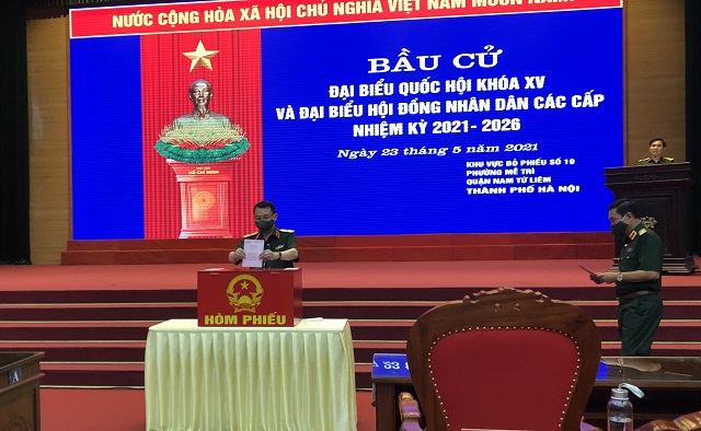 Hơn 5,4 triệu cử tri Thủ đô Hà Nội náo nức đi bầu cử đại biểu Quốc hội và HĐND các cấp nhiệm kỳ 2021 - 2026 - Ảnh 75