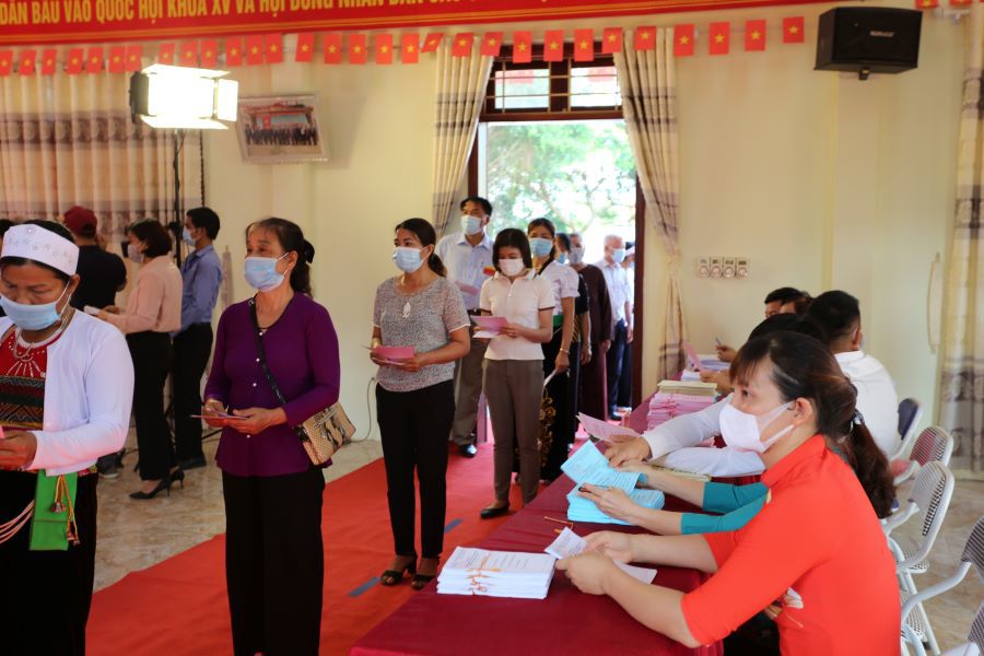 Lá phiếu của trách nhiệm và niềm tin của cử tri thôn Víp, xã Minh Quang, Ba Vì - Ảnh 11