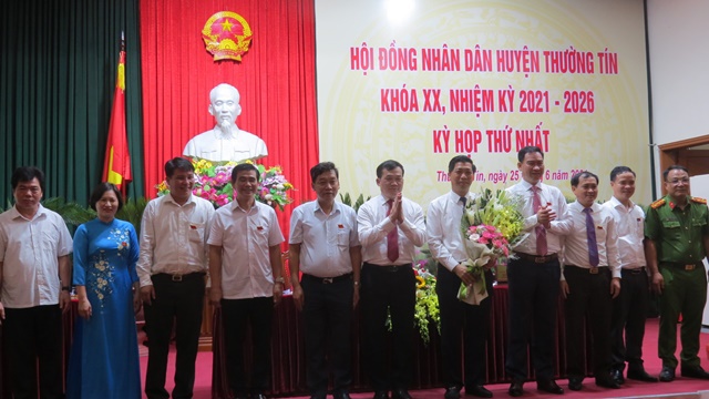 Ông Kiều Xuân Huy tái đắc cử chức danh Chủ tịch UBND huyện Thường Tín - Ảnh 3