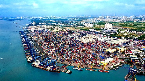 Tân Cảng Sài Gòn nỗ lực đảm bảo hàng hóa thông suốt, đồng hành cùng doanh nghiệp - Ảnh 1