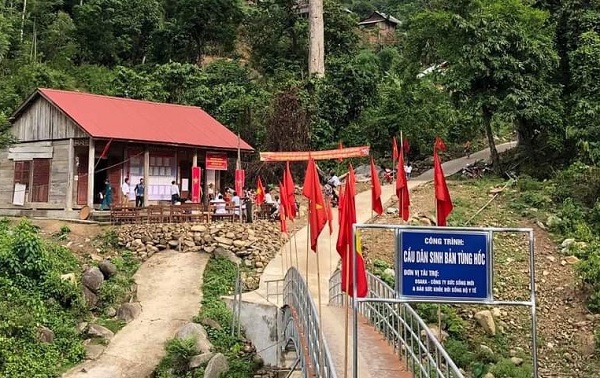 Nghệ An: Gần 43.000 cử tri các huyện miền núi nô nức đi bầu cử sớm - Ảnh 6