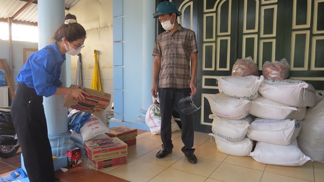 Huyện Thường Tín: 108 người dân xóm Trại, xã Ninh Sở yên tâm thực hiện cách ly y tế - Ảnh 2