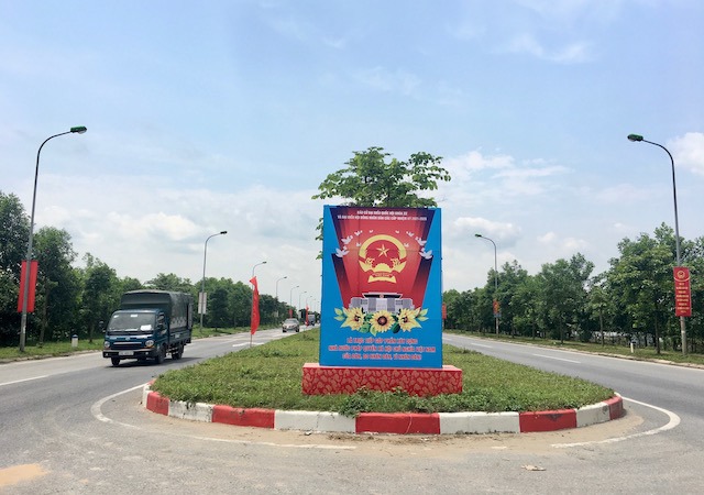 Huyện Mê Linh: Đa dạng hình thức tuyên truyền trước bầu cử đại biểu Quốc hội và HĐND các cấp - Ảnh 1