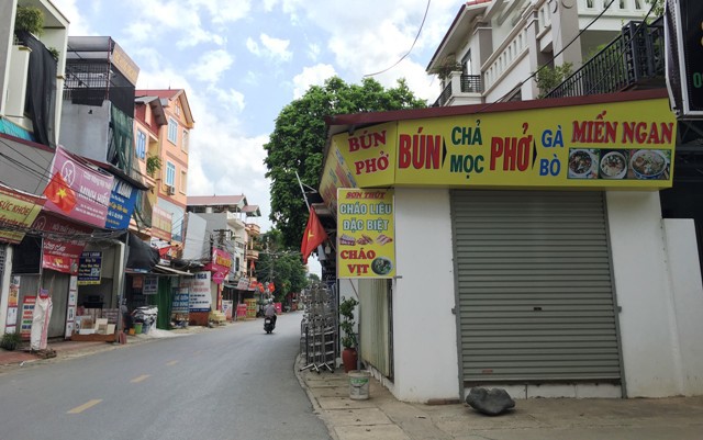 Huyện Mê Linh: Hàng loạt cơ sở kinh doanh ăn uống đóng cửa phòng dịch Covid-19 - Ảnh 2