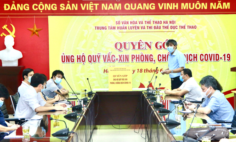 Trung tâm huấn luyện và thi đấu thể dục thể thao Hà Nội quyên góp cho Quỹ vaccine phòng chống Covid-19 - Ảnh 1