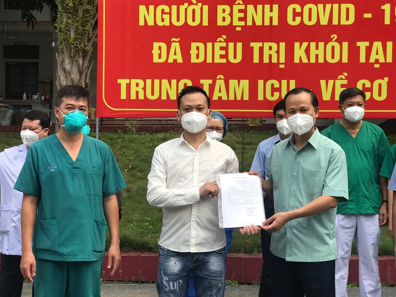 2 bệnh nhân Covid-19 nặng đầu tiên của Bắc Giang khỏi bệnh - Ảnh 1