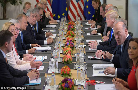 Tổng thống Mỹ và lãnh đạo EU quyết chống khủng bố - Ảnh 1