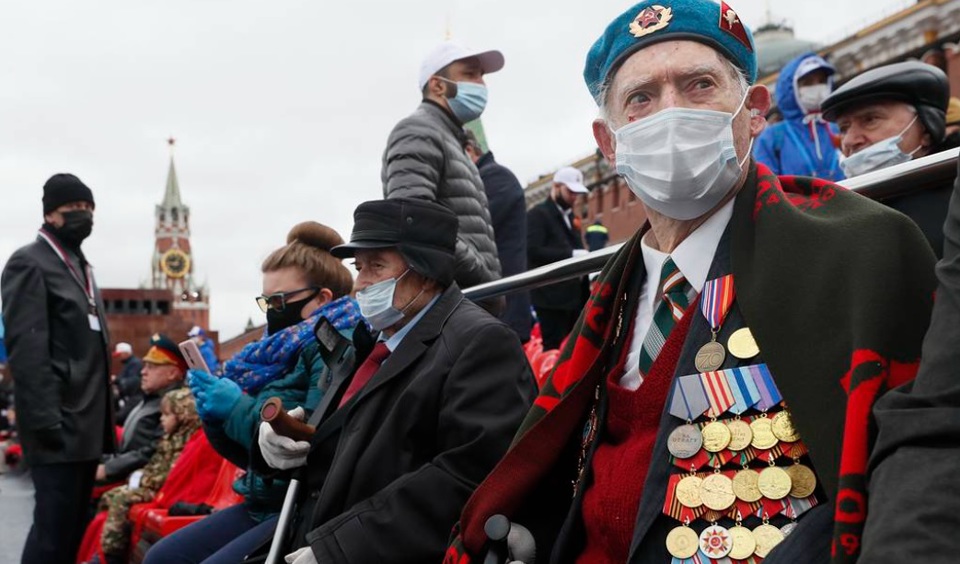 Cận cảnh lễ duyệt binh hoành tráng kỷ niệm Ngày Chiến thắng của Nga - Ảnh 5