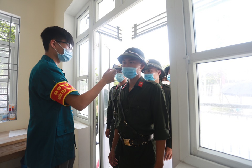 Công an TP Hà Nội: 726 chiến sỹ lần đầu bỏ phiếu trong màu áo lính - Ảnh 3