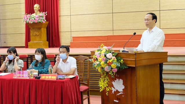 Người ứng cử đại biểu HĐND TP Hà Nội tiếp xúc cử tri huyện Sóc Sơn - Ảnh 4