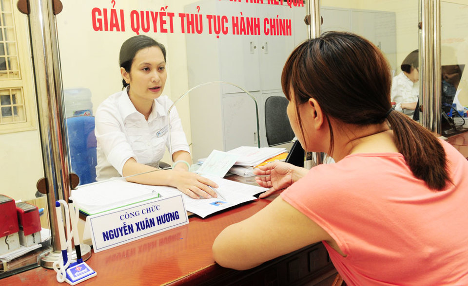 Tiền lương cơ sở thấp: Hệ lụy khôn lường - Ảnh 1