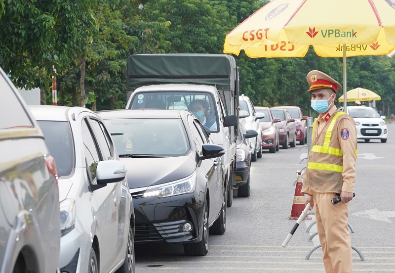 Khơi thông điểm nghẽn cho vận tải hàng hóa - Ảnh 1