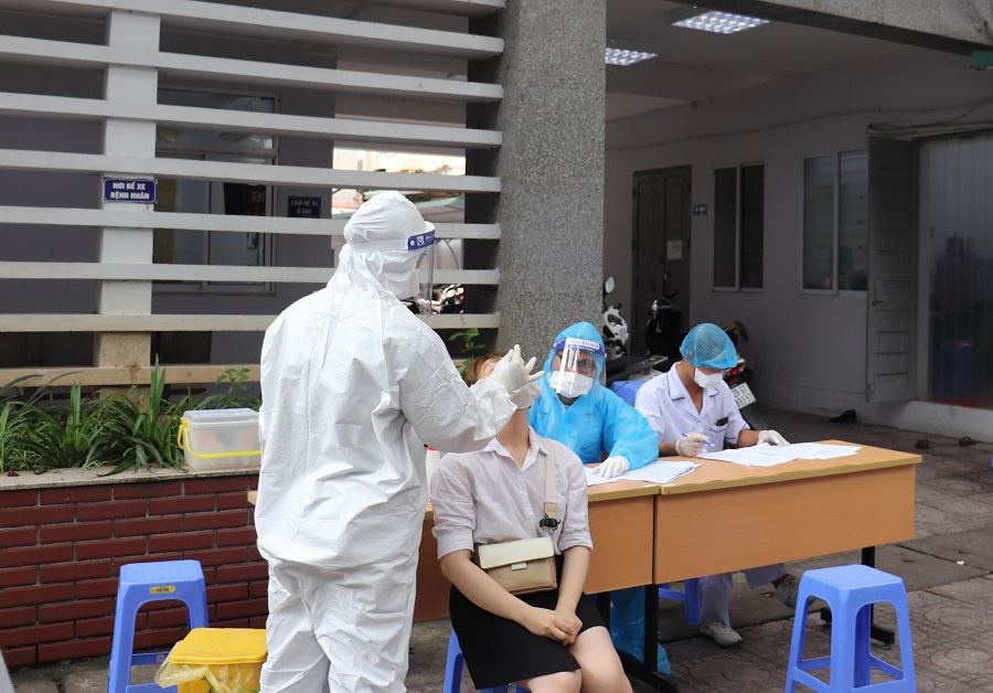 Sáng 12/8, Hà Nội có 4 ca nhiễm mới, đã lấy 191.633 mẫu xét nghiệm Covid-19 - Ảnh 1