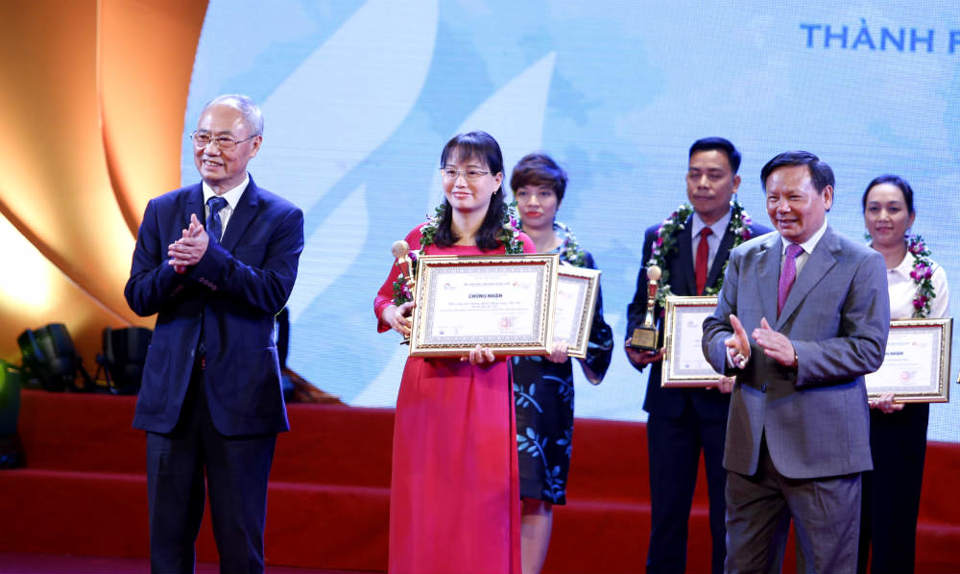 91 doanh nghiệp được trao Giải thưởng Du lịch Việt Nam năm 2017 - Ảnh 5