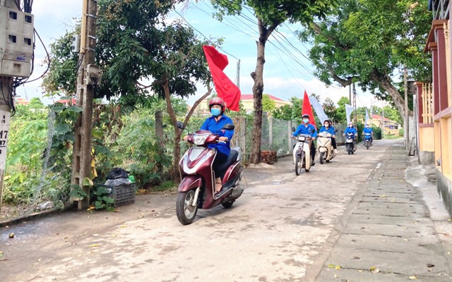 Màu xanh tình nguyện trên mặt trận chống dịch - Ảnh 5