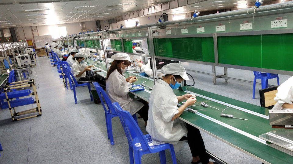 Bắc Giang: Phấn đấu đến 1/7, cơ bản các doanh nghiệp trong khu công nghiệp hoạt động trở lại - Ảnh 1