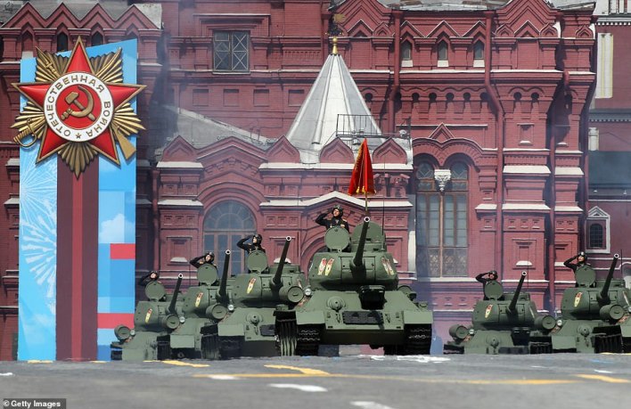 Choáng ngợp hình ảnh Nga tổng duyệt lễ duyệt binh kỷ niệm 76 năm Ngày Chiến thắng phát-xít 9/5 - Ảnh 2