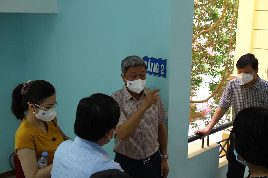 Khẩn trương test nhanh thí điểm cho 200 công nhân tại Bắc Giang - Ảnh 1