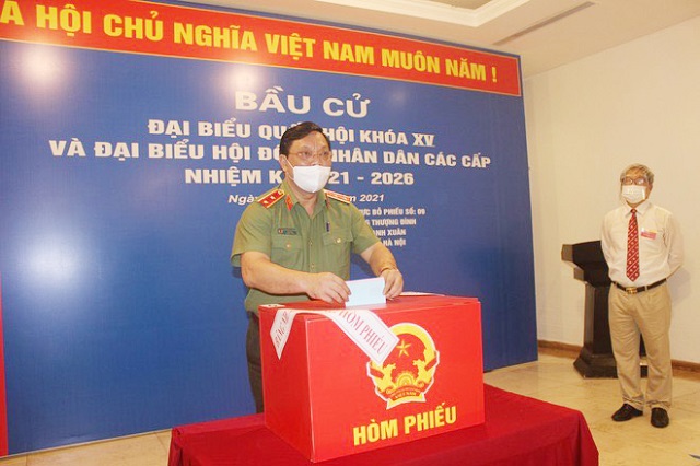 Hơn 5,4 triệu cử tri Thủ đô Hà Nội náo nức đi bầu cử đại biểu Quốc hội và HĐND các cấp nhiệm kỳ 2021 - 2026 - Ảnh 76