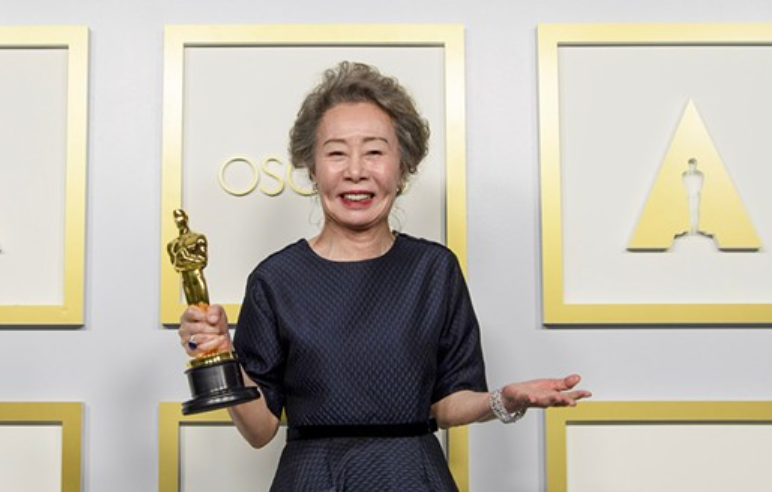 Youn Yuh Jung thắng giải Oscar 2021: Chiến thắng quan trọng với người châu Á - Ảnh 1