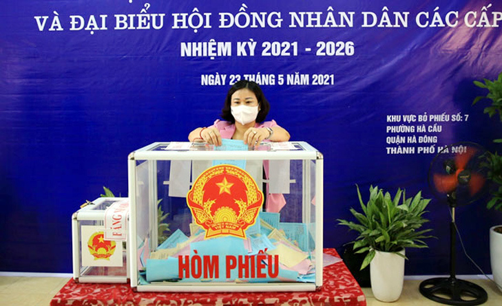 [Ảnh] Lãnh đạo thành phố Hà Nội đi bầu cử - Ảnh 2
