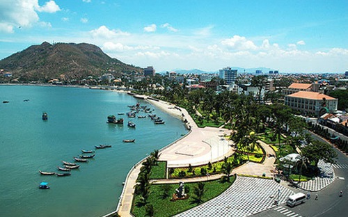 Việt Nam có thể cấp thẻ thường trú cho nhà đầu tư nước ngoài tại Phú Quốc - Ảnh 1