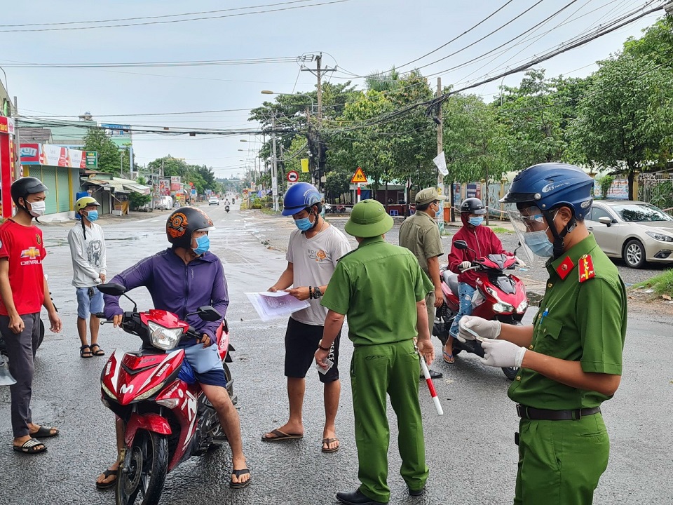 Đồng Nai: Sẽ xử lý nghiêm những trường hợp vi phạm phòng, chống Covid-19 - Ảnh 1