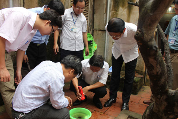 Huyện Phú Xuyên chủ động phòng, chống sốt xuất huyết - Ảnh 2
