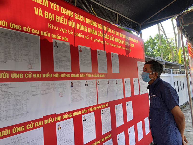 Hơn 1,14 triệu cử tri Quảng Nam nô nức đi bầu cử - Ảnh 1