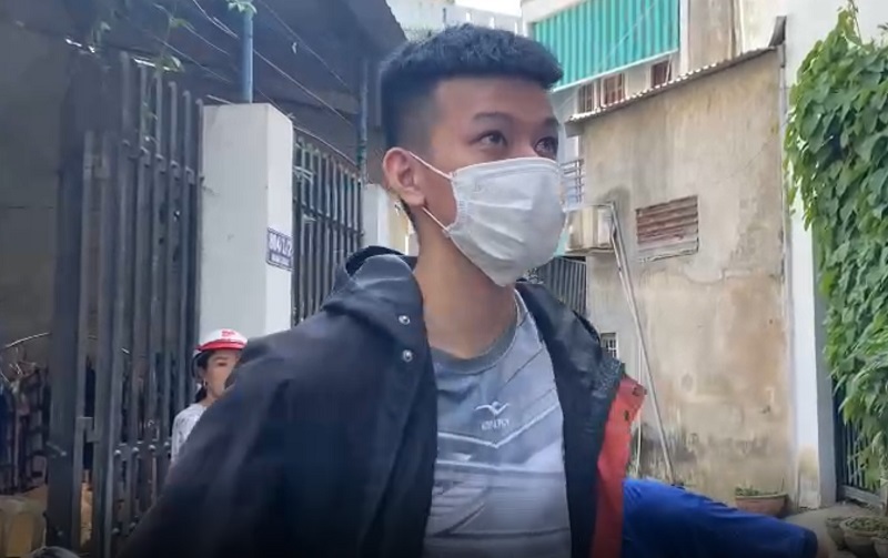 Vụ hỏa hoạn thương tâm làm cả gia đình tử vong ở Quảng Ngãi: Người dân đập cửa, ném đá để báo động - Ảnh 6