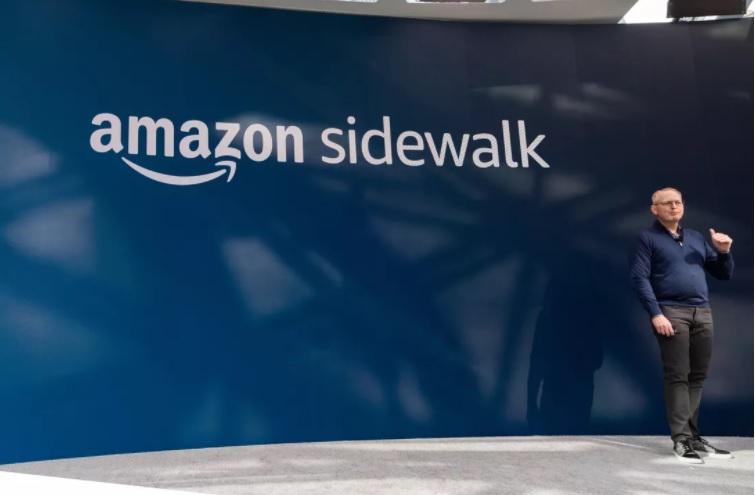 Amazon ra mắt Sidewalk, hợp tác Tile và CareBand để cạnh tranh trực tiếp với AirTag của Apple - Ảnh 1