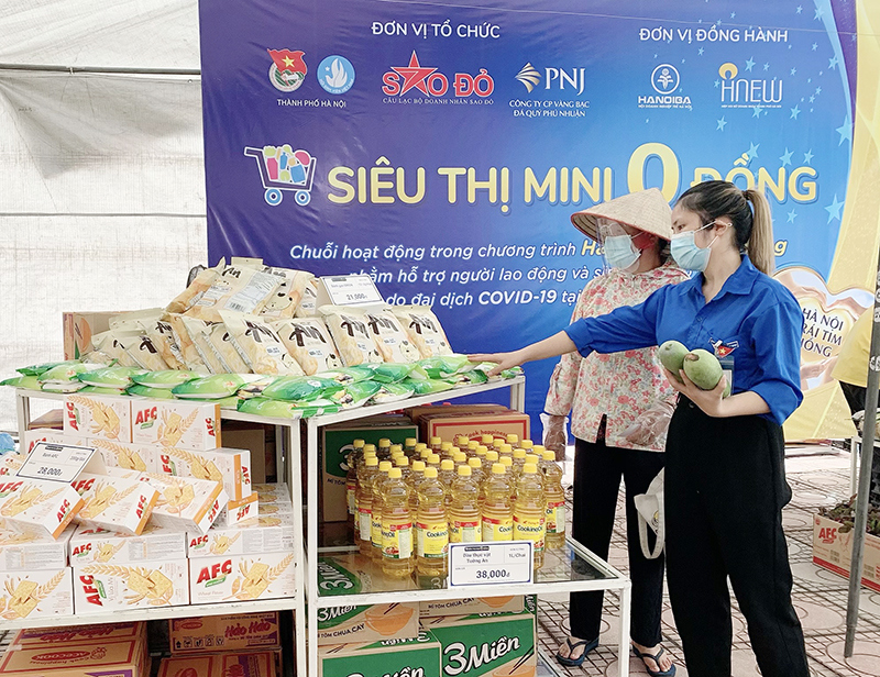 Siêu thị mini 0 đồng tại Hà Nội: Lan tỏa yêu thương đến người dân khó khăn trong những ngày giãn cách - Ảnh 6