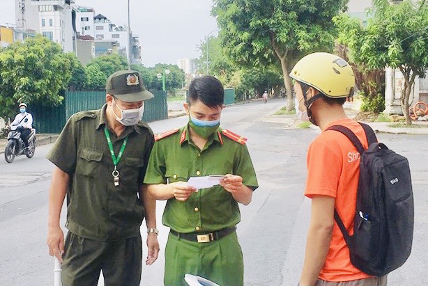 Quận Thanh Xuân: 10 ngày thực hiện giãn cách, xử phạt 632,5 triệu đồng - Ảnh 2
