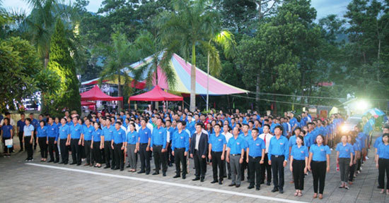 Tuổi trẻ Thủ đô tri ân các anh hùng liệt sỹ tại huyện Vị Xuyên - Ảnh 1