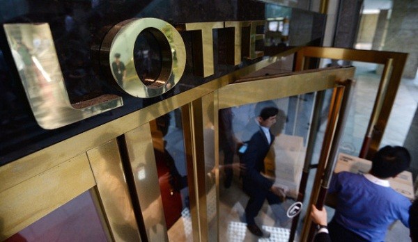 Tập đoàn Lotte bán khoản nợ trị giá 3 tỷ USD - Ảnh 1