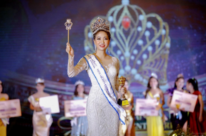 Nguyễn Thanh Giang xuất sắc đăng quang Hoa hậu Doanh nhân Toàn năng châu Á 2021 - Ảnh 2