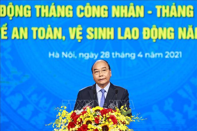 Chủ tịch nước Nguyễn Xuân Phúc dự lễ phát động Tháng Công nhân năm 2021 - Ảnh 2