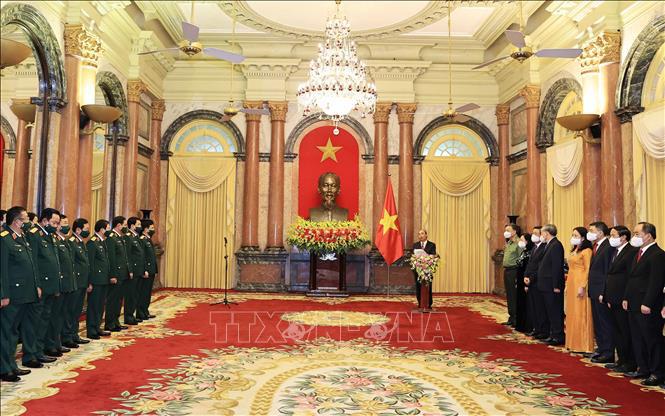 Trao Quyết định thăng hàm Đại tướng cho Bộ trưởng Bộ Quốc phòng Phan Văn Giang - Ảnh 2