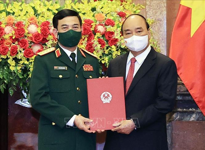 Trao Quyết định thăng hàm Đại tướng cho Bộ trưởng Bộ Quốc phòng Phan Văn Giang - Ảnh 4