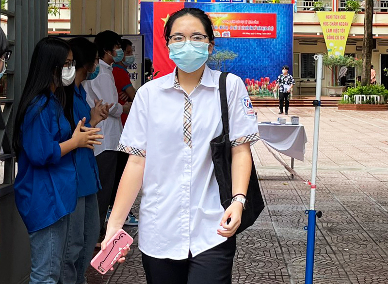 Hà Đông: Hơn 6.000 thí sinh tham dự kỳ thi lớp 10, công tác phòng chống dịch được siết chặt - Ảnh 5