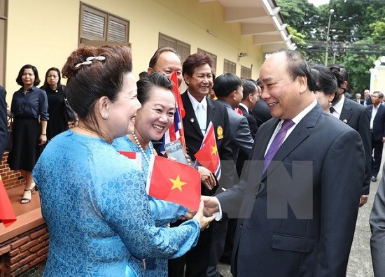 Thủ tướng Nguyễn Xuân phúc gặp gỡ cộng đồng kiều bào tại Bangkok - Ảnh 1