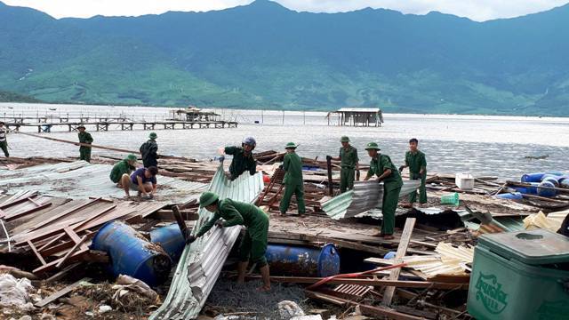 Toàn cảnh bão số 10 tàn phá miền Trung, Hà Tĩnh - Quảng Bình thiệt hại nặng nề - Ảnh 6