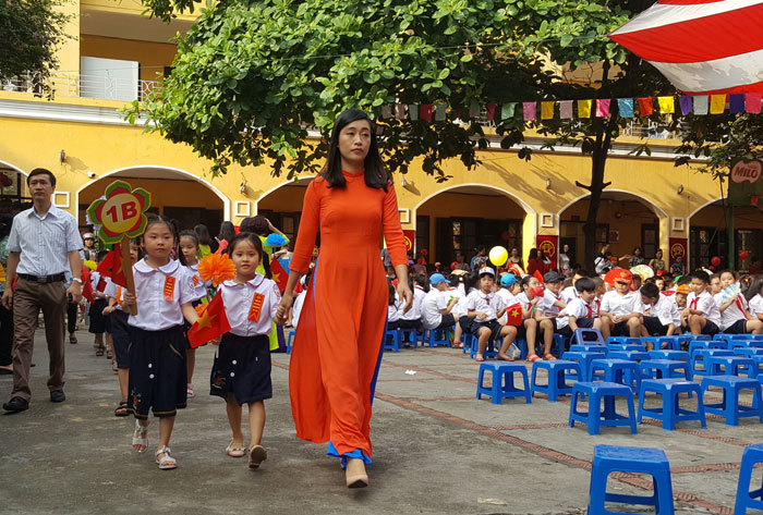 Hà Nội: Hơn 1,8 triệu học sinh náo nức dự lễ khai giảng năm học mới - Ảnh 3