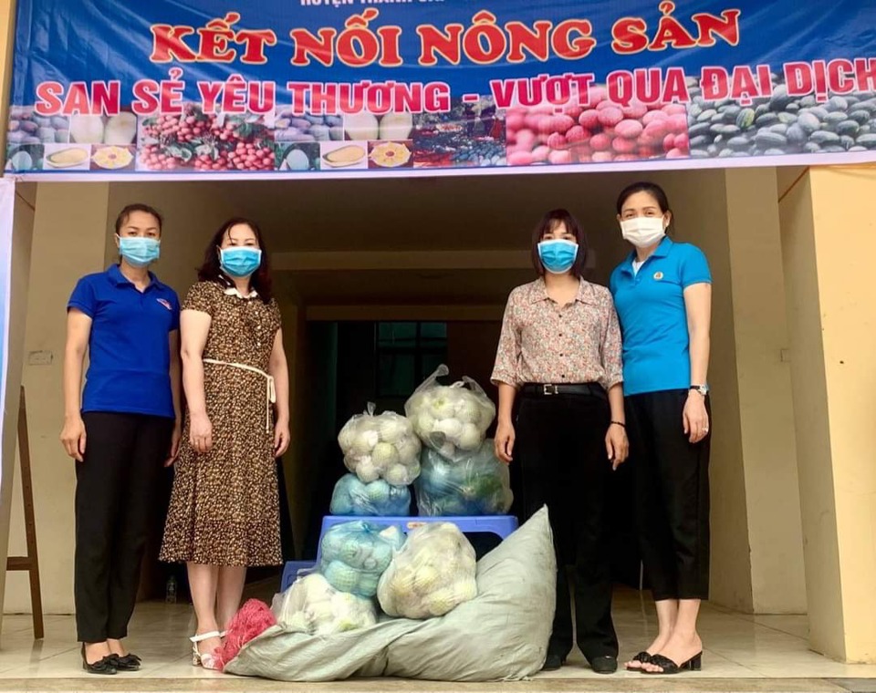 Huyện Thanh Oai hỗ trợ tiêu thụ hàng chục tấn nông sản cho nông dân - Ảnh 2