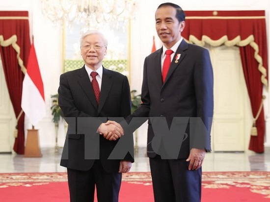 Việt Nam và Indonesia ký kết một loạt văn kiện hợp tác - Ảnh 1