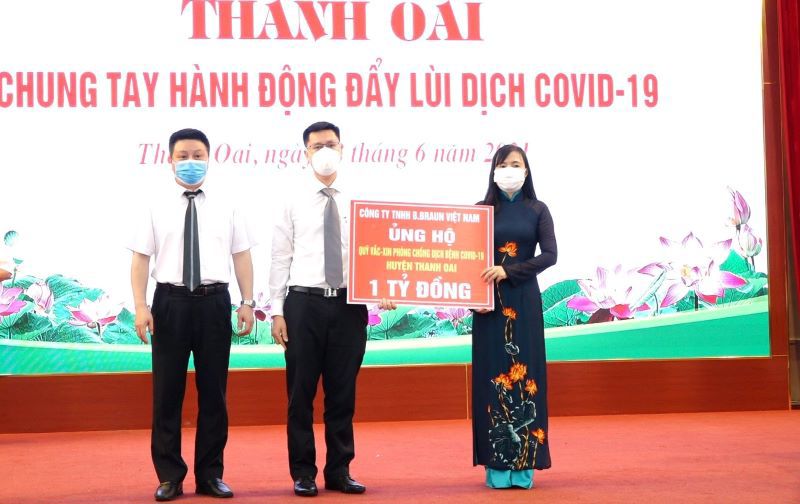 Huyện Thanh Oai: Hơn 11 tỷ đồng ủng hộ Quỹ vaccine phòng chống Covid-19 - Ảnh 1