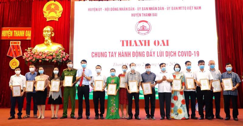 Huyện Thanh Oai: Hơn 11 tỷ đồng ủng hộ Quỹ vaccine phòng chống Covid-19 - Ảnh 3